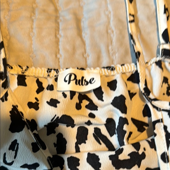 Leopard Print Camisole - Picture 2 of 3